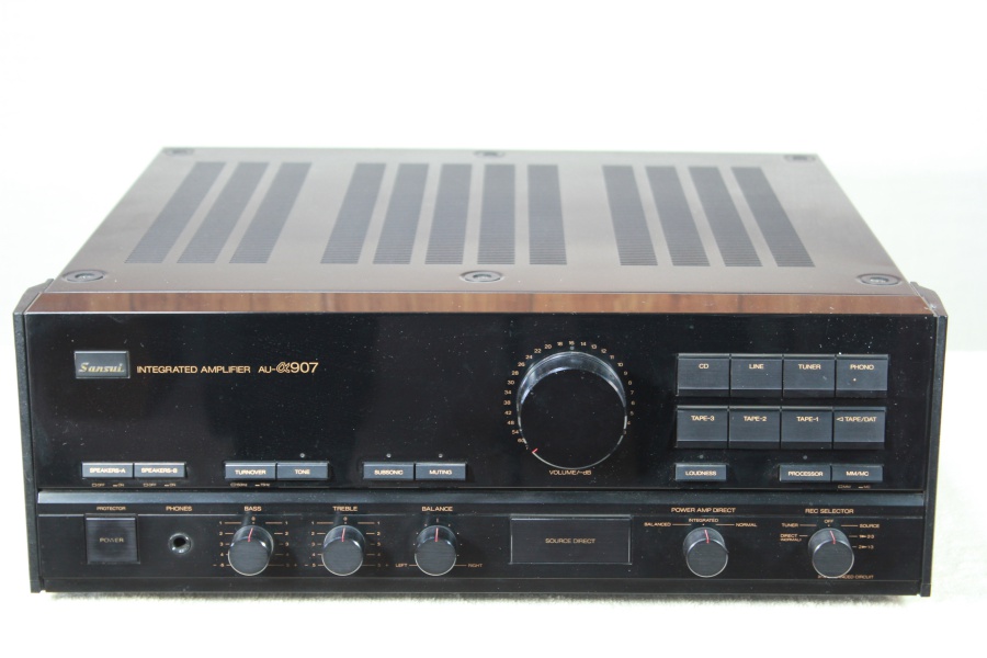 AU-α907
